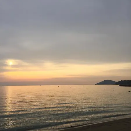 Apartamento Les Pieds Dans Le Sable Argelès-sur-Mer Exterior foto