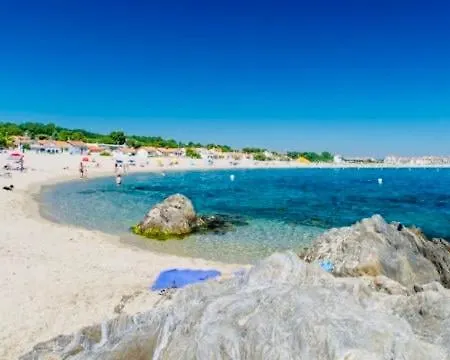 Apartamento Les Pieds Dans Le Sable Argelès-sur-Mer Exterior foto